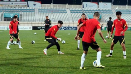 DB电竞官网-为中国足球脸面而战 避免再败李霄鹏或排新阵