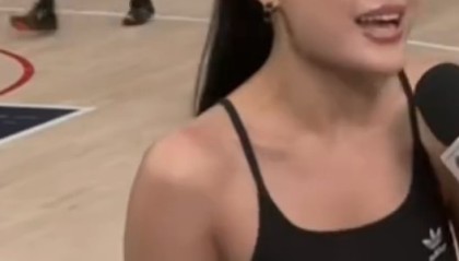 DB电竞官网下载-歌手袁娅维：因姚明爱上篮球 现在关注杨瀚森 希望去现场看他比赛
